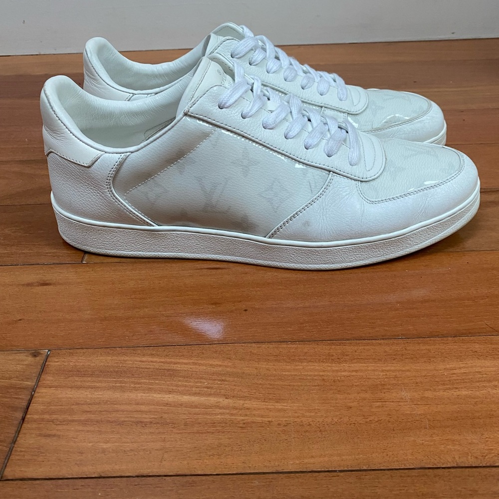 Authentic Louis Vuitton Sneakers - Picture 4 of 6